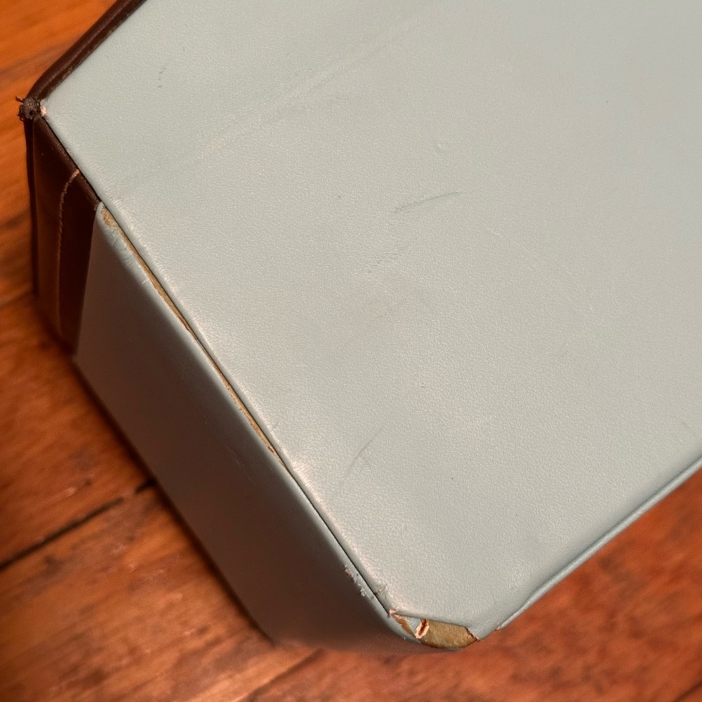 Elegant “Tiffany Blue” Color & Chocolate Jewelry Box - Picture 9 of 13